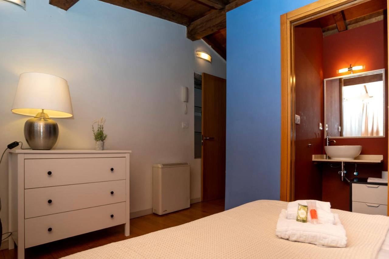 Appartement Turistiqa - Ferrol - Triplex Centro Extérieur photo